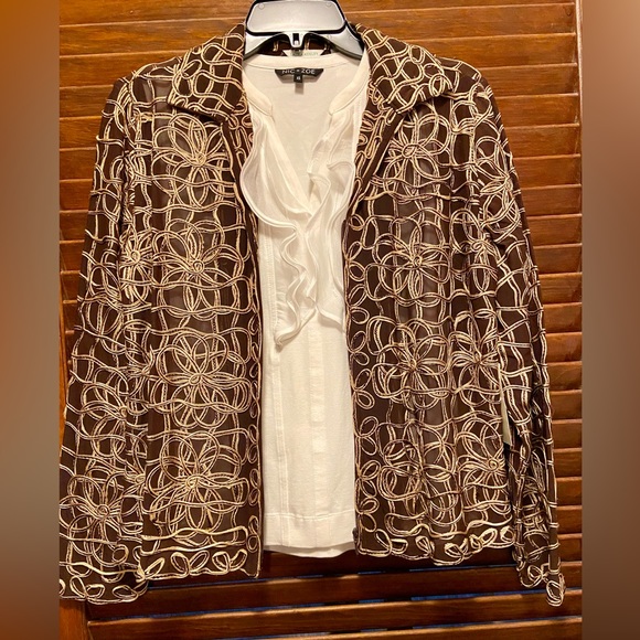 VNTG Semi-sheer Embroidered Mesh Laura Ashley, Zip jacket in excellent condition - Picture 12 of 14